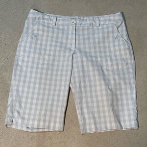 Nike Women's Dry Fit Golf Shorts Gray White Bermuda Size 16
